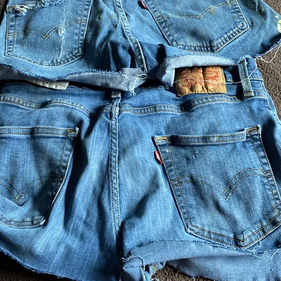 Levi’s beach shorts size 32 waist - Picture 3 of 4